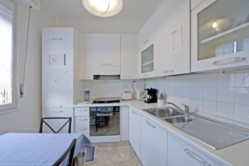 Apartment Chiesarossa Milan Chambre photo