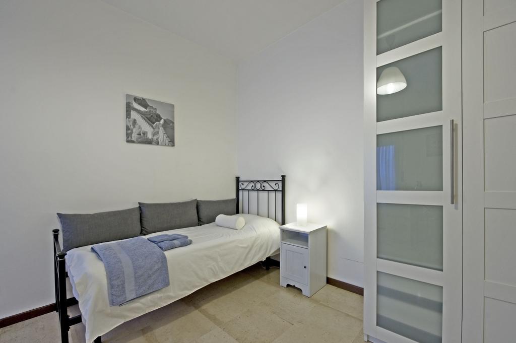 Apartment Chiesarossa Milan Chambre photo